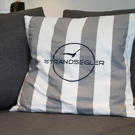 Strandsegler Apartman *